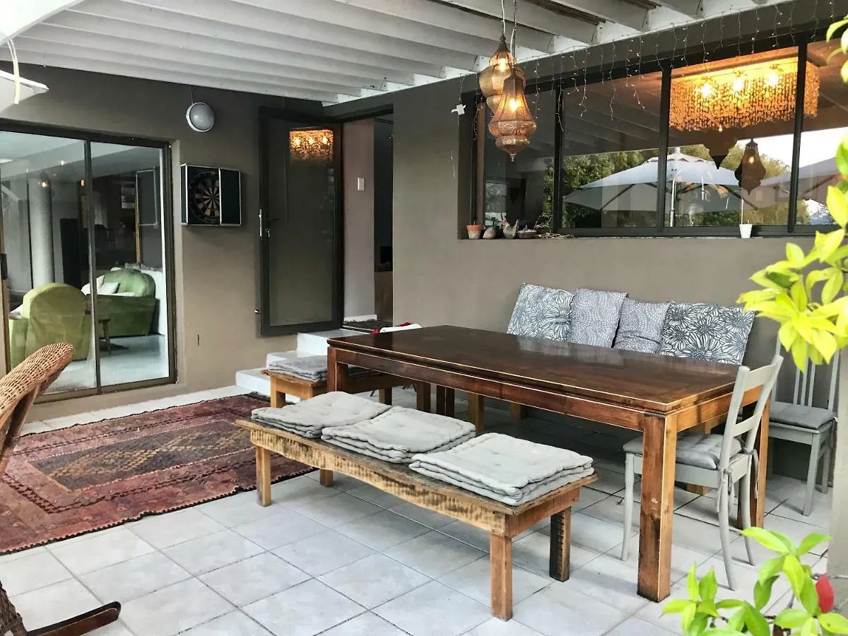 Waterfront Villa With Pedelo Kapstadt