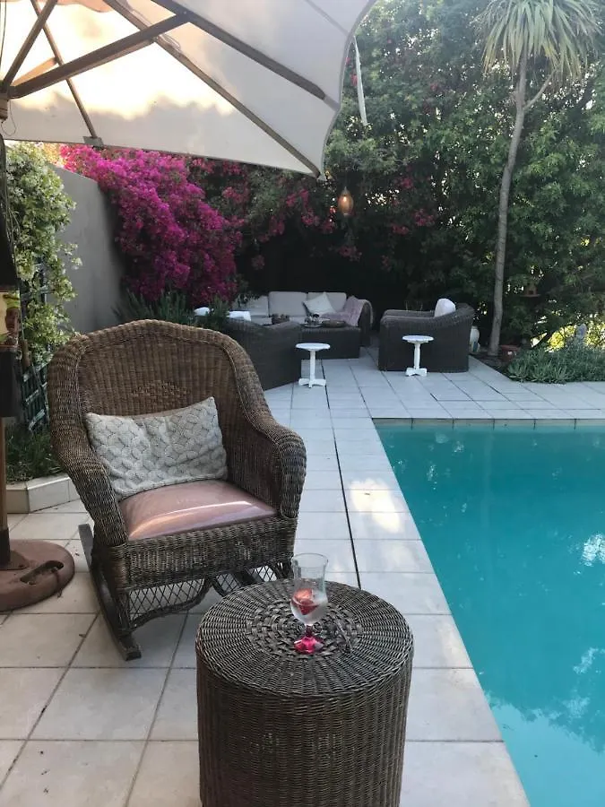 Waterfront Villa With Pedelo Kapstadt